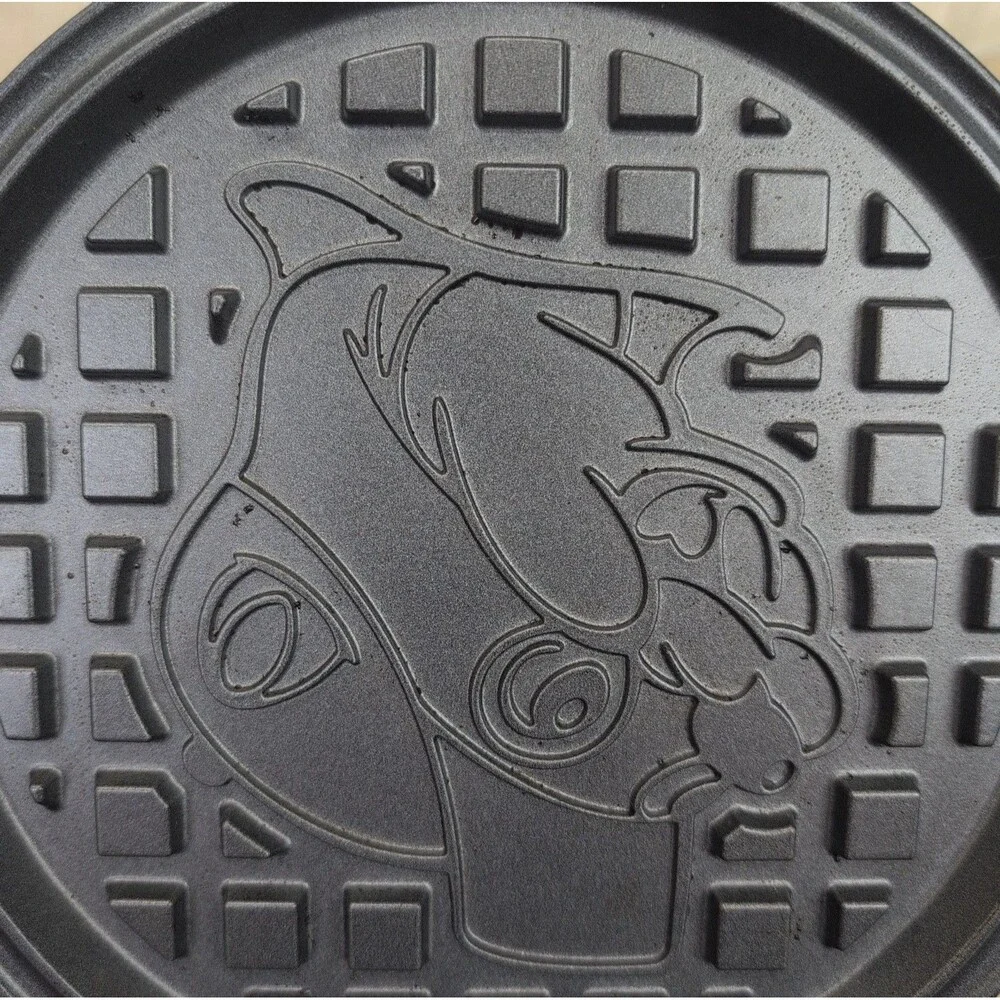 Buc-ees Waffle Maker Iron  Buccees Beaver Tested